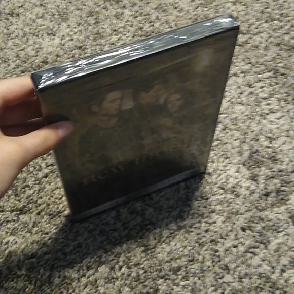 (NWT) The Twilight Saga: New Moon DVD - Picture 3 of 4